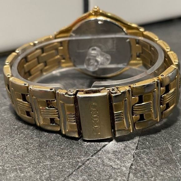 Vintage Men’s Seiko 7N32-0149 Gold Tone Watch - New Battery - Picture 4 of 7